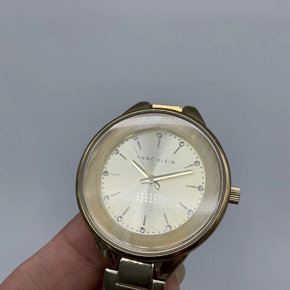 Anne Klein see photos